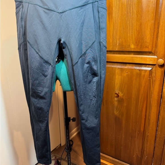 Lululemon Align - Blue - Size 12 - Picture 12 of 14